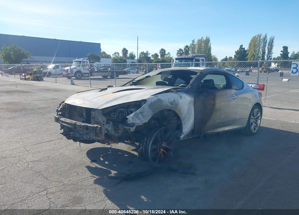 2013 HYUNDAI GENESIS VIN: KMHHU6KJ0DU112551