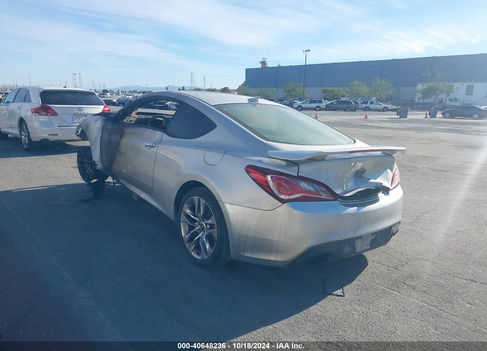 2013 HYUNDAI GENESIS VIN: KMHHU6KJ0DU112551