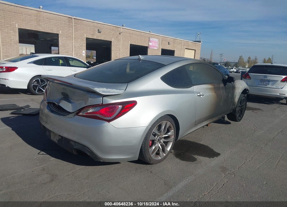 2013 HYUNDAI GENESIS VIN: KMHHU6KJ0DU112551