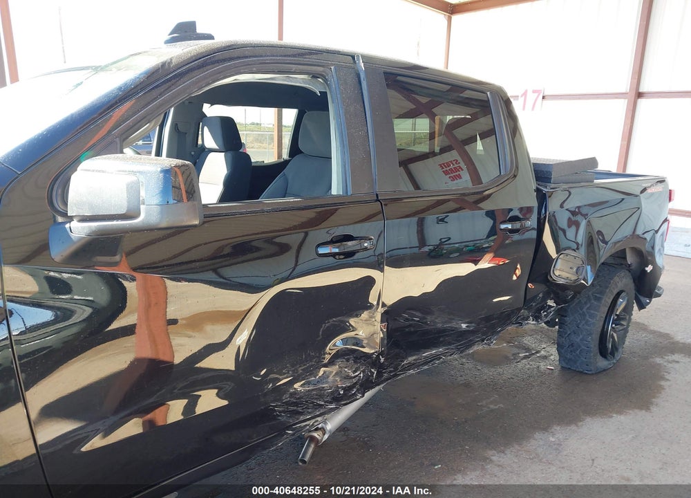 2021 CHEVROLET SILVERADO 1500 4WD SHORT BED LT TRAIL BOSS VIN: 1GCPYFEDXMZ175945