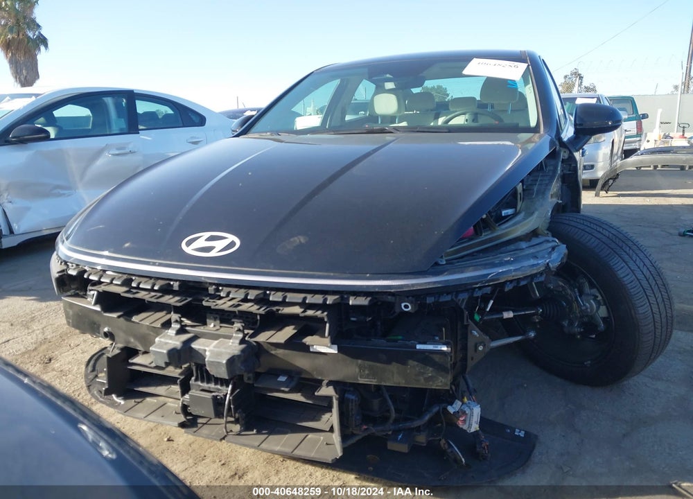 2024 HYUNDAI SONATA HYBRID SEL VIN: KMHL34JJ3RA090153