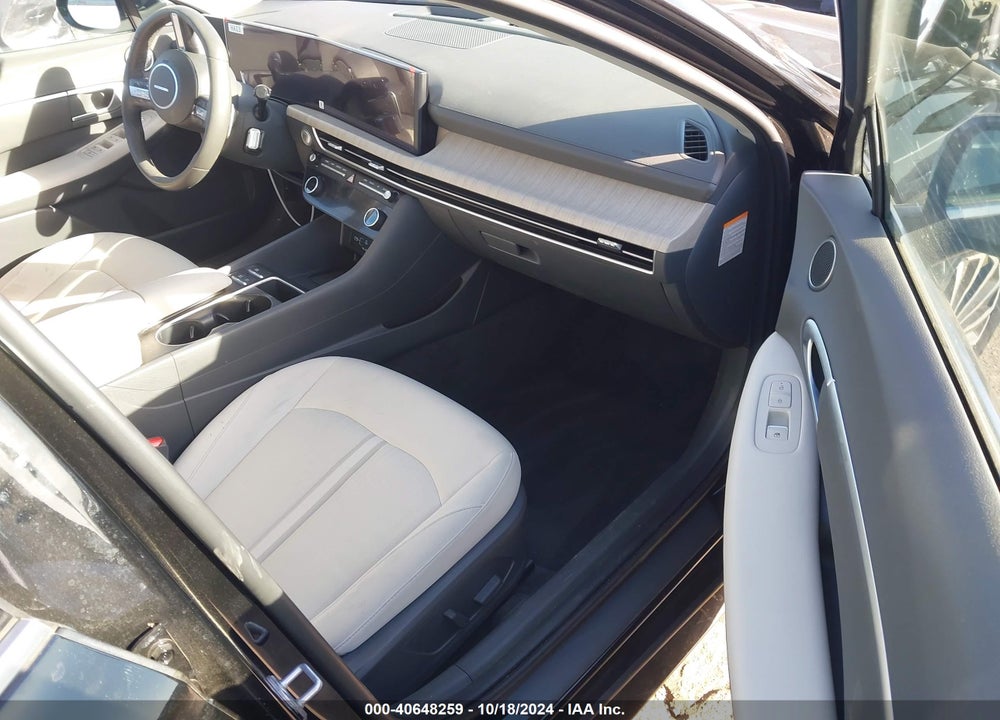 2024 HYUNDAI SONATA HYBRID SEL VIN: KMHL34JJ3RA090153