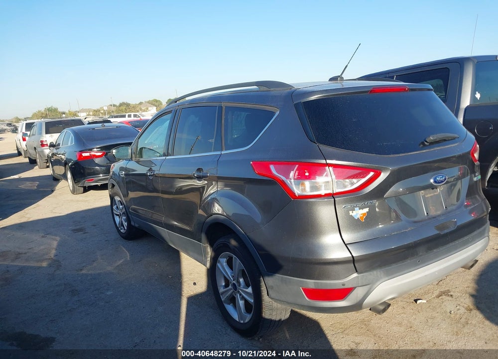 2015 FORD ESCAPE SE VIN: 1FMCU0G96FUB75095