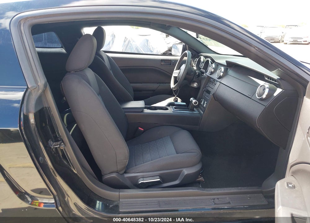 2007 FORD MUSTANG GT DELUXE/GT PREMIUM VIN: 1ZVFT82H775259081