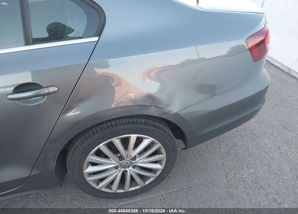 2016 VOLKSWAGEN JETTA 1.8T SEL VIN: 3VWL07AJ3GM260040