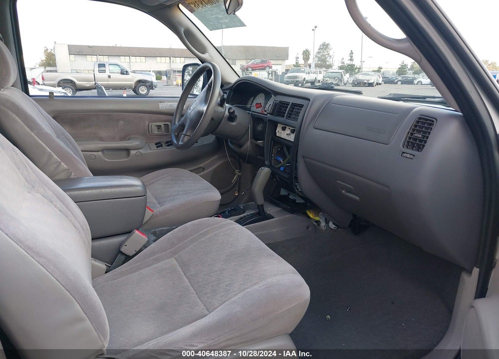 2002 TOYOTA TACOMA PRERUNNER V6 VIN: 5TEGN92N02Z018398