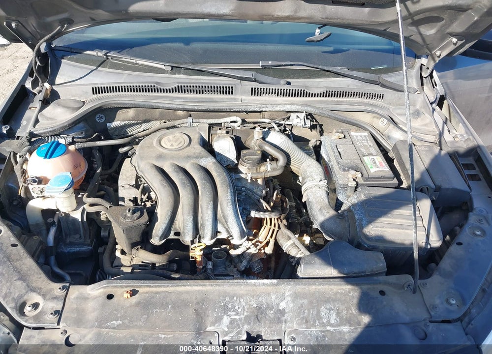 2013 VOLKSWAGEN JETTA 2.0L BASE/2.0L S VIN: 3VW2K7AJ5DM450181