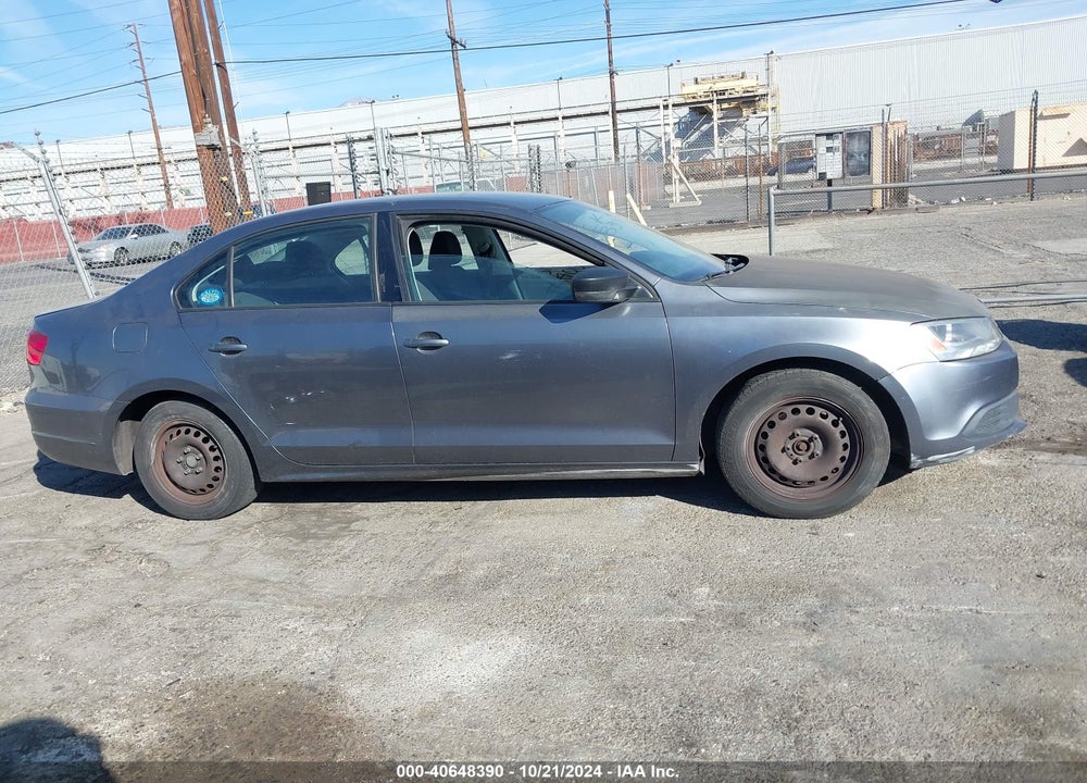 2013 VOLKSWAGEN JETTA 2.0L BASE/2.0L S VIN: 3VW2K7AJ5DM450181