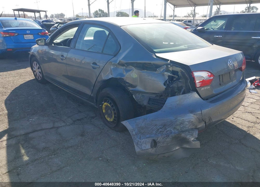 2013 VOLKSWAGEN JETTA 2.0L BASE/2.0L S VIN: 3VW2K7AJ5DM450181