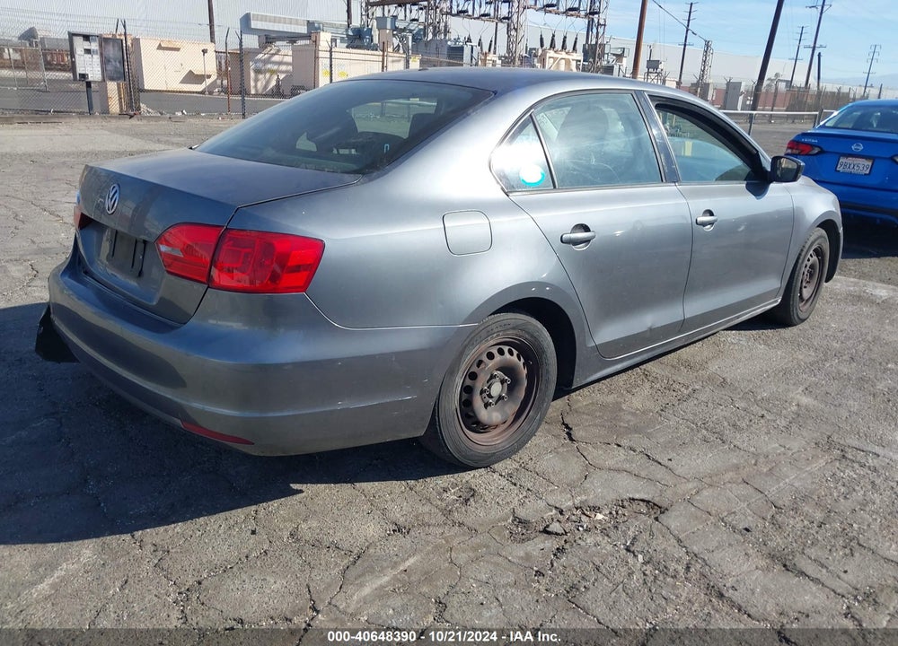 2013 VOLKSWAGEN JETTA 2.0L BASE/2.0L S VIN: 3VW2K7AJ5DM450181