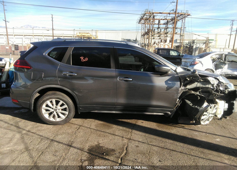 2019 NISSAN ROGUE S VIN: JN8AT2MT8KW267340