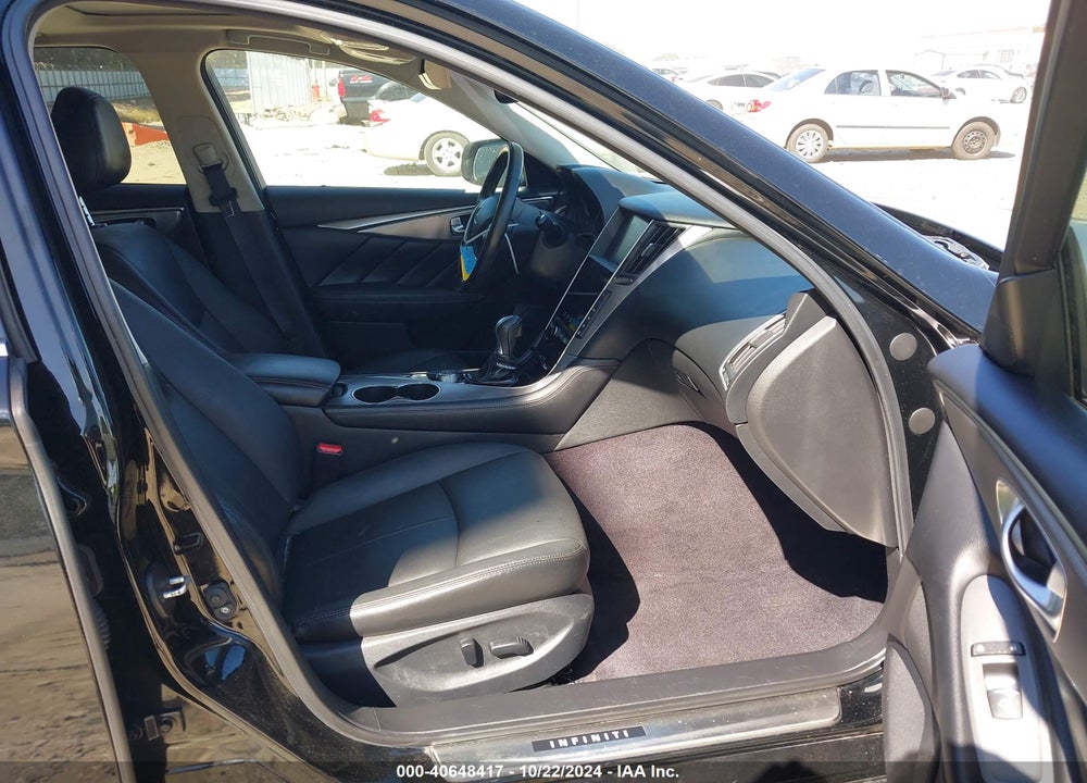 2016 INFINITI Q50 3.0T PREMIUM VIN: JN1EV7AR2GM343167