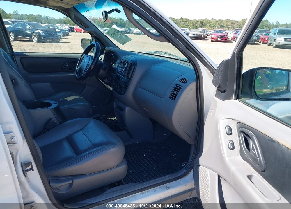 2002 FORD ESCAPE XLT VIN: 1FMYU04182KB66425