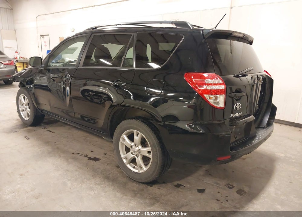 2011 TOYOTA RAV4 VIN: 2T3BF4DVXBW090731