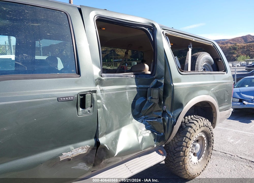 2002 FORD EXCURSION LIMITED VIN: 1FMNU42F12EB78861