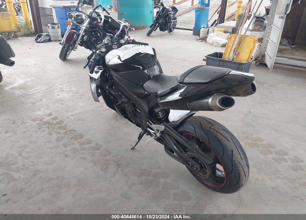 2005 YAMAHA YZFR1 VIN: JYARN13E55A009053
