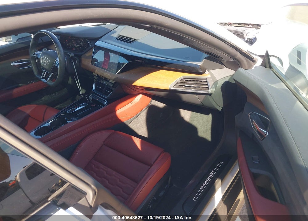 2024 AUDI E-TRON GT PREMIUM PLUS QUATTRO VIN: WAUFJBFW0R7002671