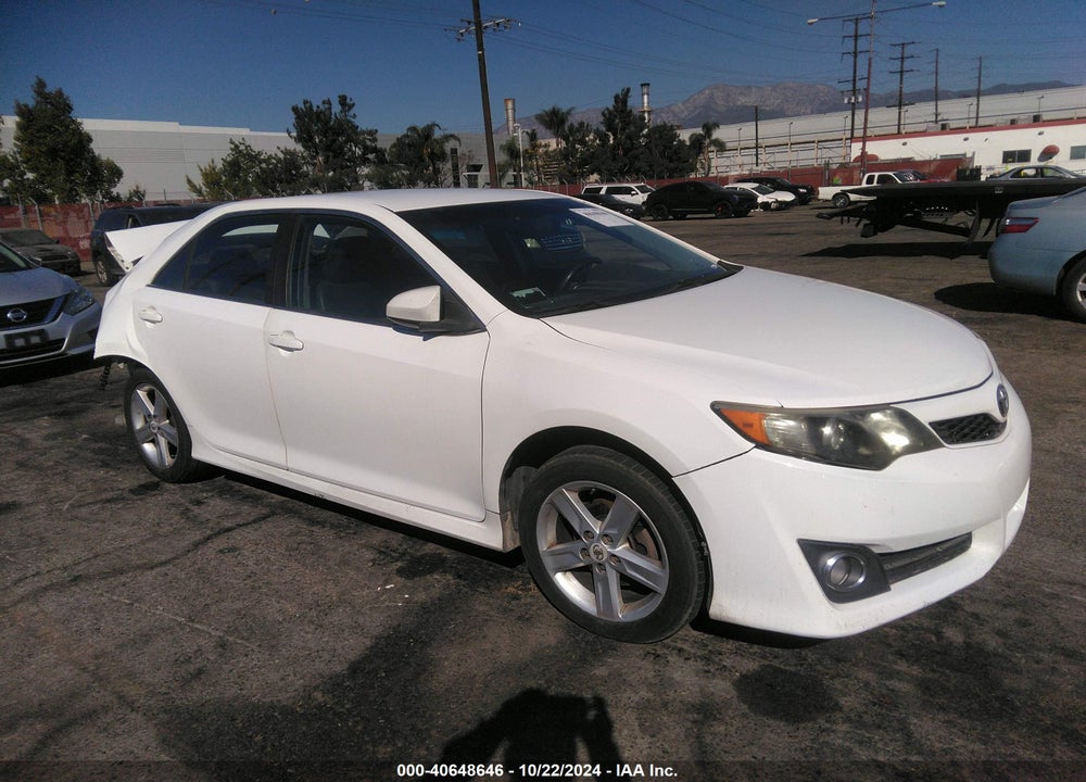 2012 TOYOTA CAMRY SE VIN: 4T1BF1FK8CU573744