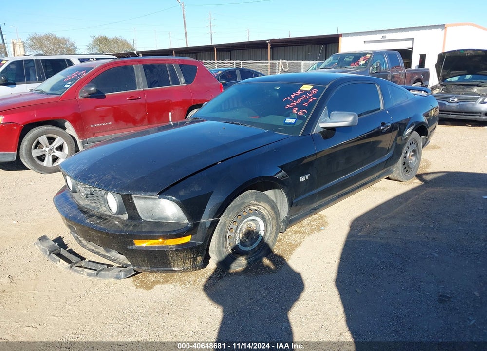 2005 FORD MUSTANG VIN: 1ZVHT82H255116013