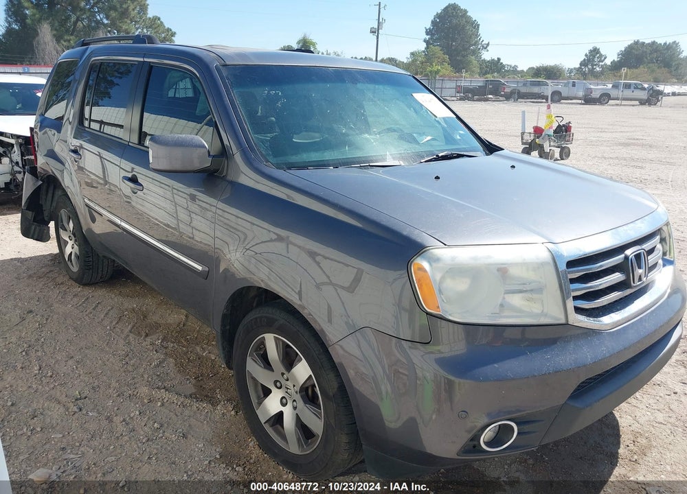 2015 HONDA PILOT TOURING VIN: 5FNYF3H92FB011890