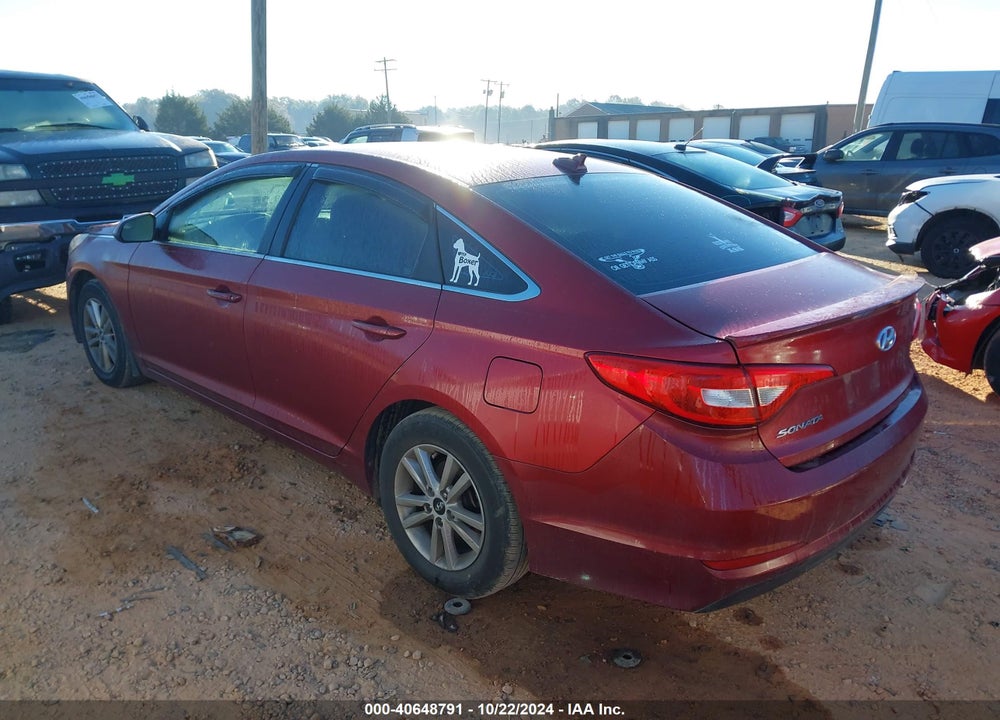 2015 HYUNDAI SONATA SE VIN: 5NPE24AF7FH176565