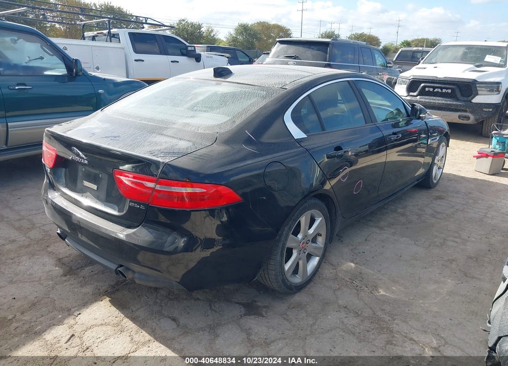 2017 JAGUAR XE 25T PREMIUM VIN: SAJAD4BG2HA979019