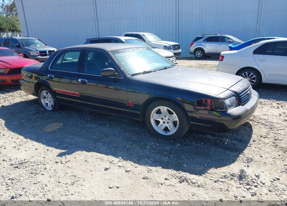 2002 FORD CROWN VICTORIA LX VIN: 2FAFP74W42X108922