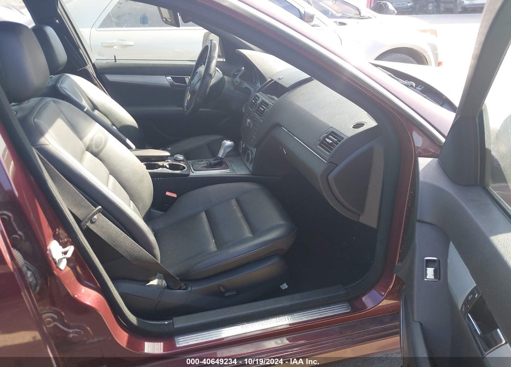 2009 MERCEDES-BENZ C 300 LUXURY/SPORT VIN: WDDGF54X59F225919