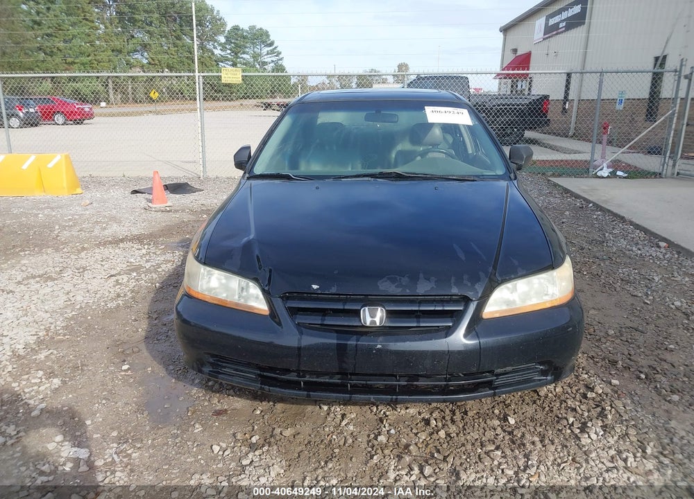 2001 HONDA ACCORD 2.3 EX VIN: JHMCG56631C009050
