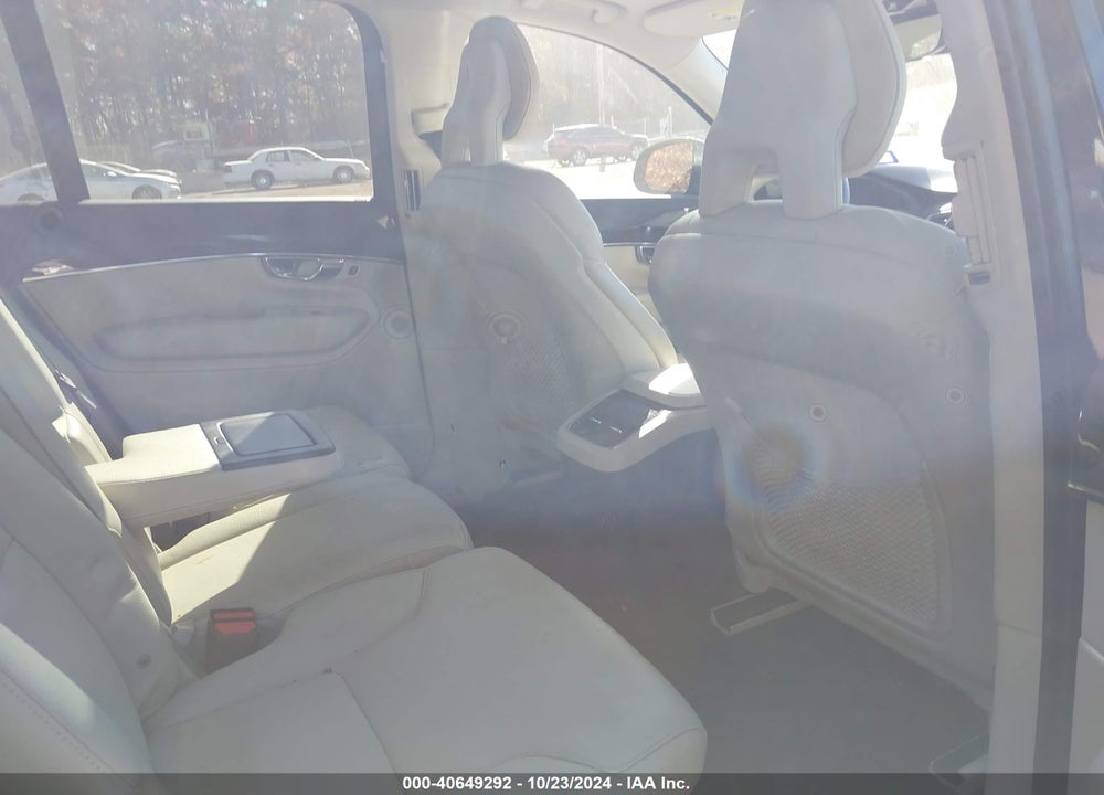 2016 VOLVO XC90 T6 MOMENTUM VIN: YV4A22PK0G1072853