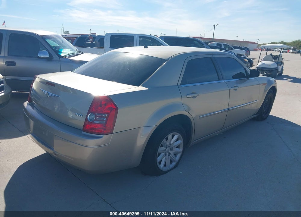 2008 CHRYSLER 300 LX VIN: 2C3KA43RX8H303872