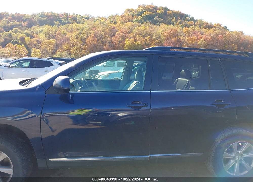 2012 TOYOTA HIGHLANDER SE V6 VIN: 5TDBK3EH8CS105146