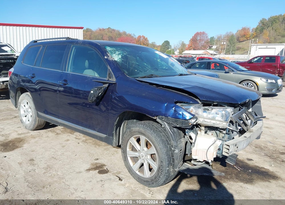2012 TOYOTA HIGHLANDER SE V6 VIN: 5TDBK3EH8CS105146