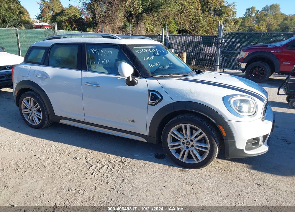2019 MINI COUNTRYMAN COOPER S VIN: WMZYT5C5XK3J88137
