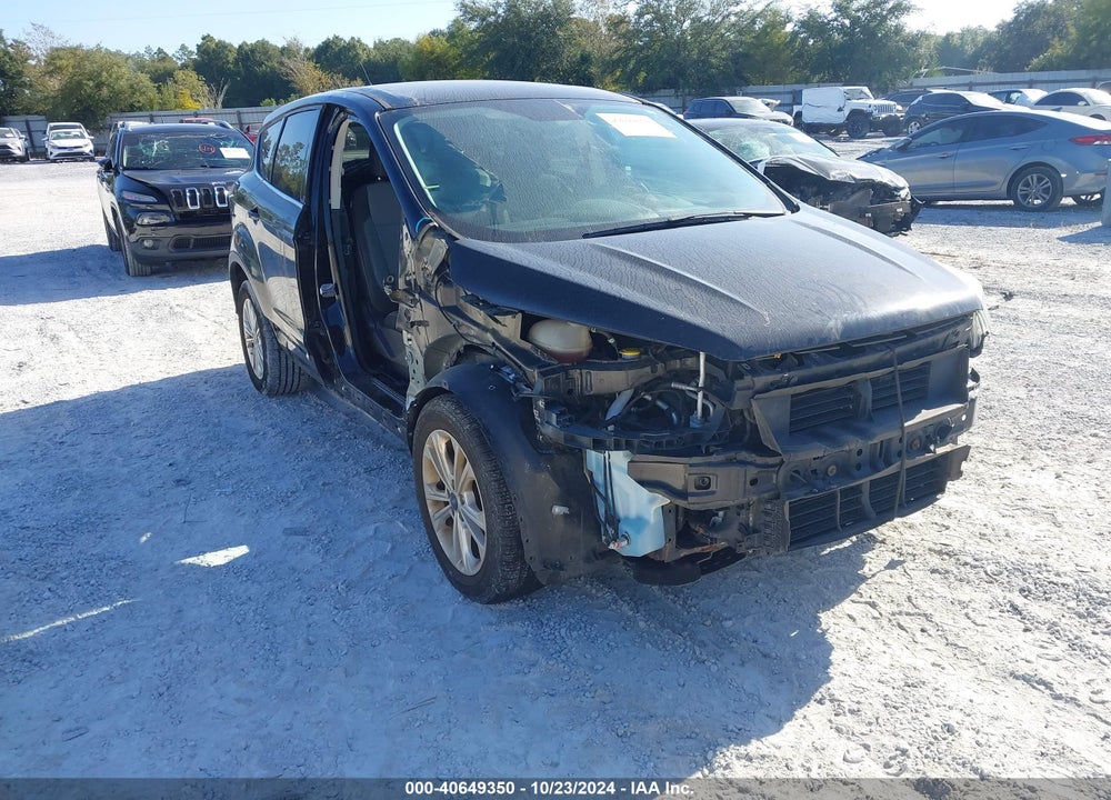 2017 FORD ESCAPE SE VIN: 1FMCU0GD5HUC09535