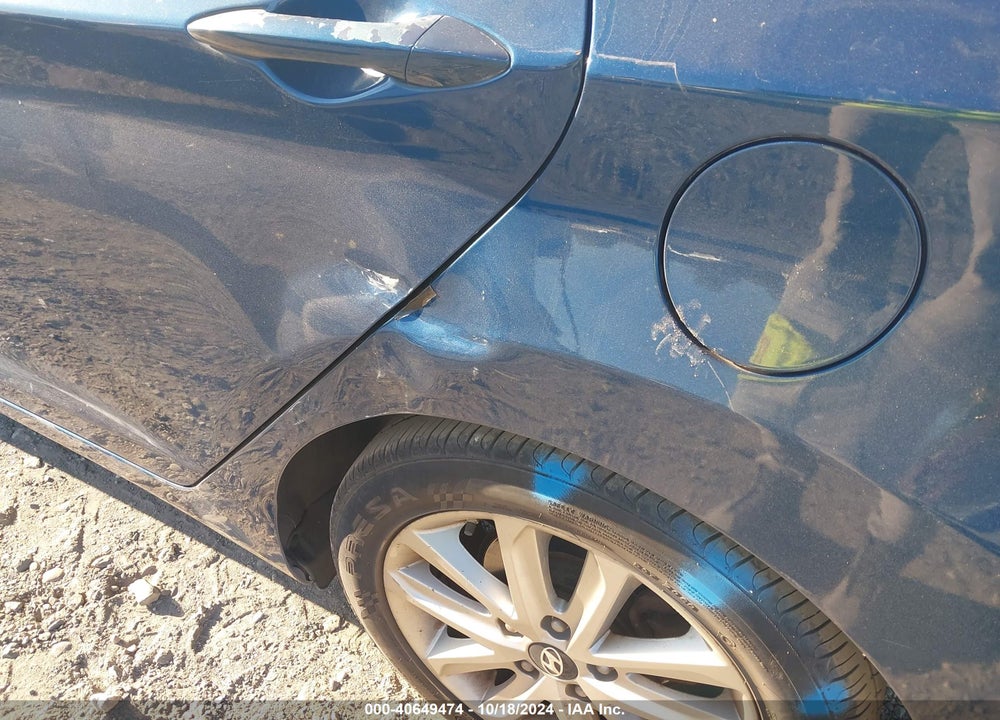 2015 HYUNDAI ELANTRA SE VIN: KMHDH4AE5FU387511