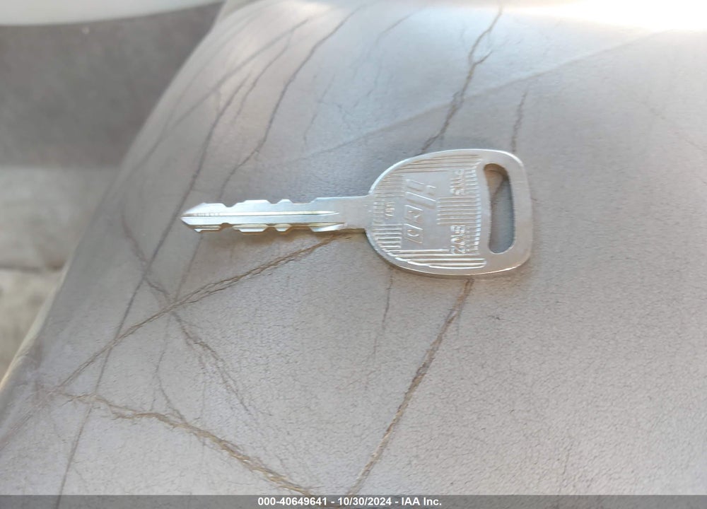 2004 CADILLAC ESCALADE ESV STANDARD VIN: 3GYFK66N44G225219