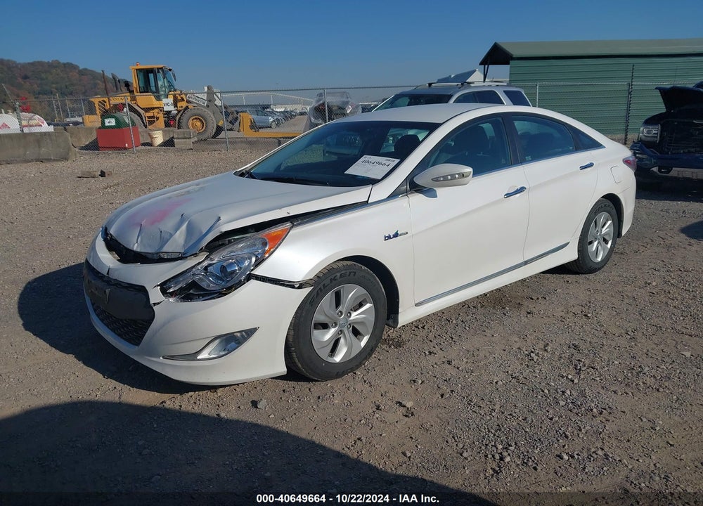 2014 HYUNDAI SONATA HYBRID VIN: KMHEC4A46EA117665