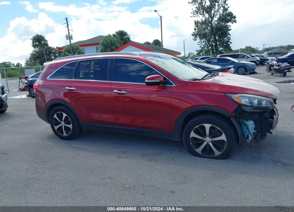 2017 KIA SORENTO 2.0T EX VIN: 5XYPH4A18HG242398