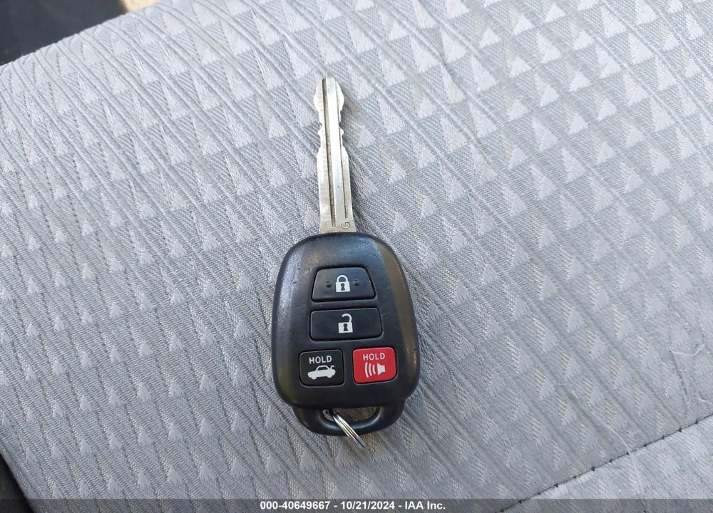 2012 TOYOTA CAMRY SE VIN: 4T1BF1FK0CU556355
