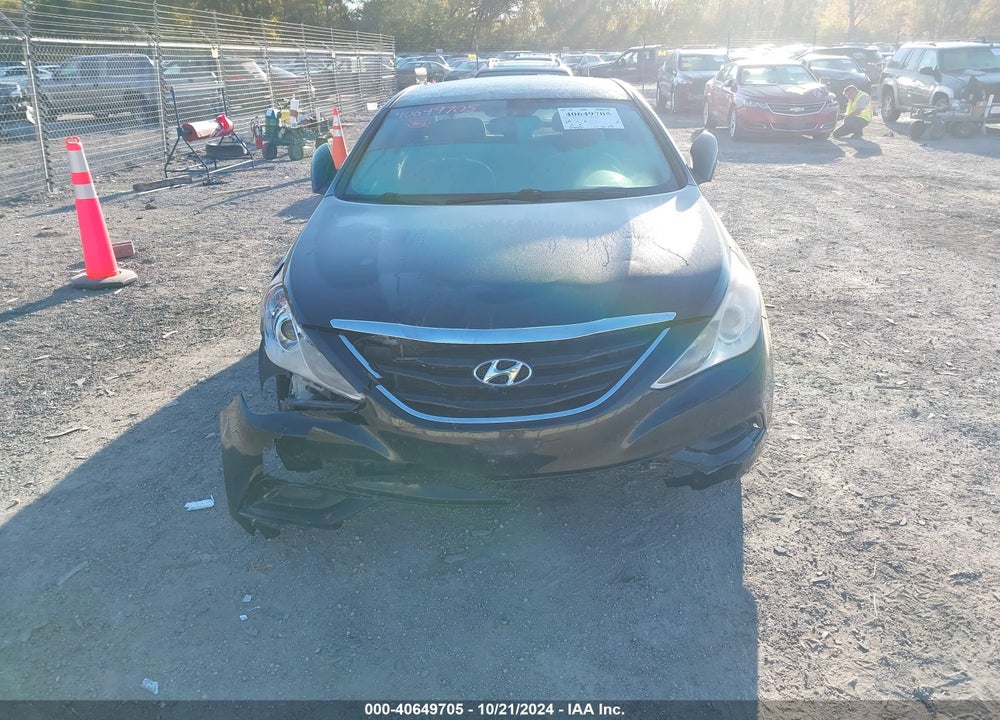 2013 HYUNDAI SONATA GLS VIN: 5NPEB4AC7DH693741