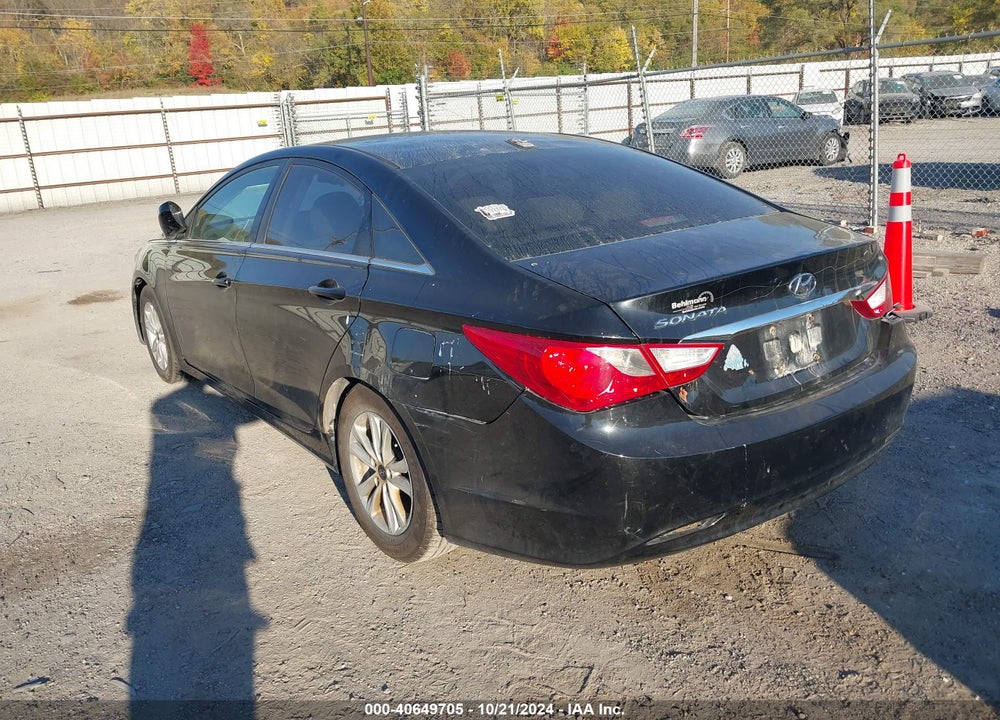 2013 HYUNDAI SONATA GLS VIN: 5NPEB4AC7DH693741