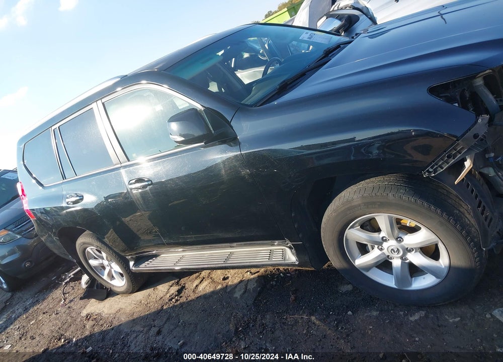 2010 LEXUS 460 VIN: JTJBM7FX0A5014881