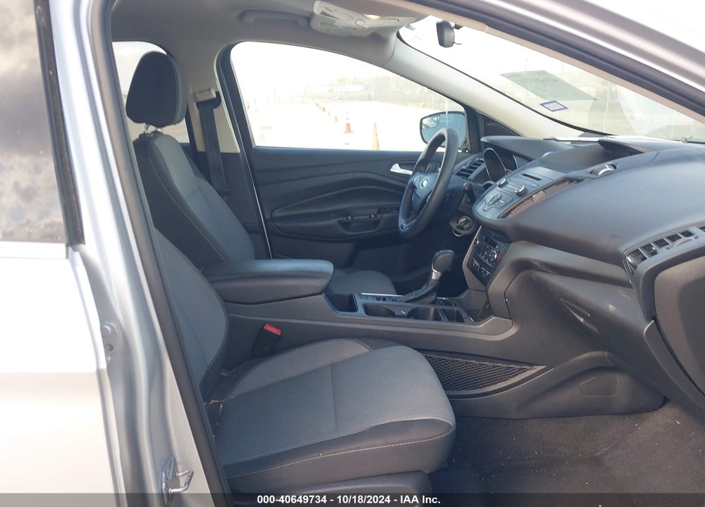 2017 FORD ESCAPE SE VIN: 1FMCU9G95HUC03914