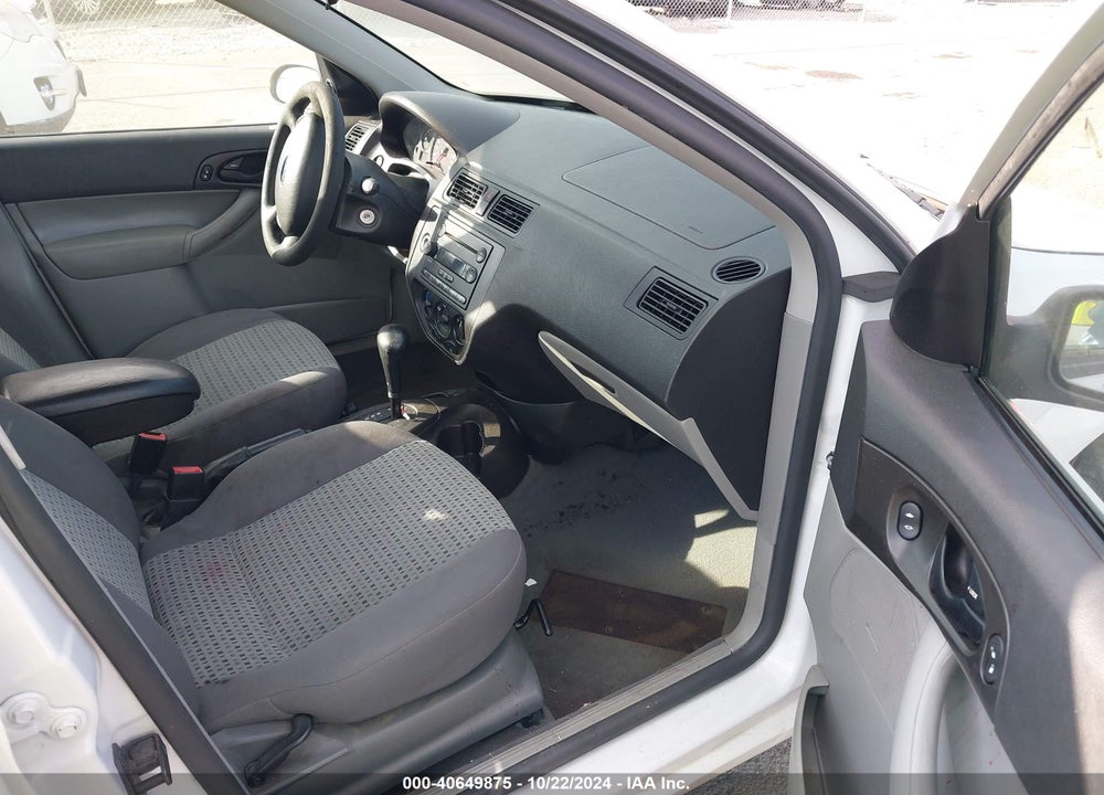 2007 FORD FOCUS S/SE/SES VIN: 1FAFP34N37W311027