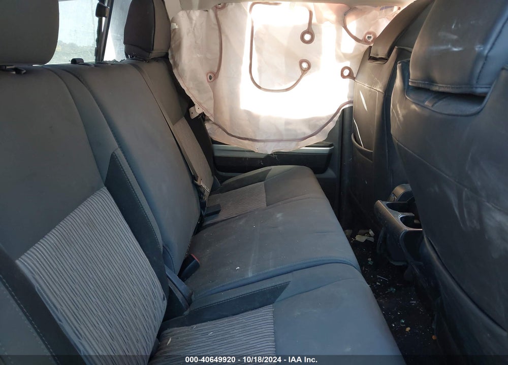 2017 TOYOTA TUNDRA SR5 5.7L V8 VIN: 5TFCW5F19HX021733