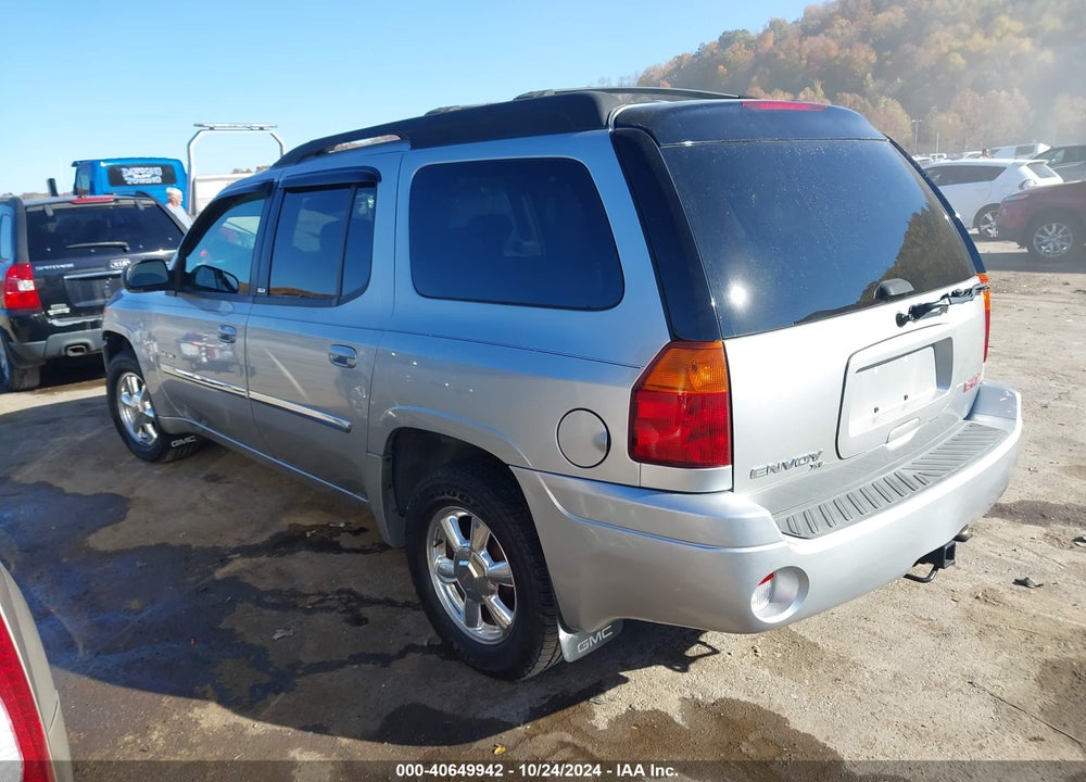 2006 GMC ENVOY XL SLT VIN: 1GKET16S366105010