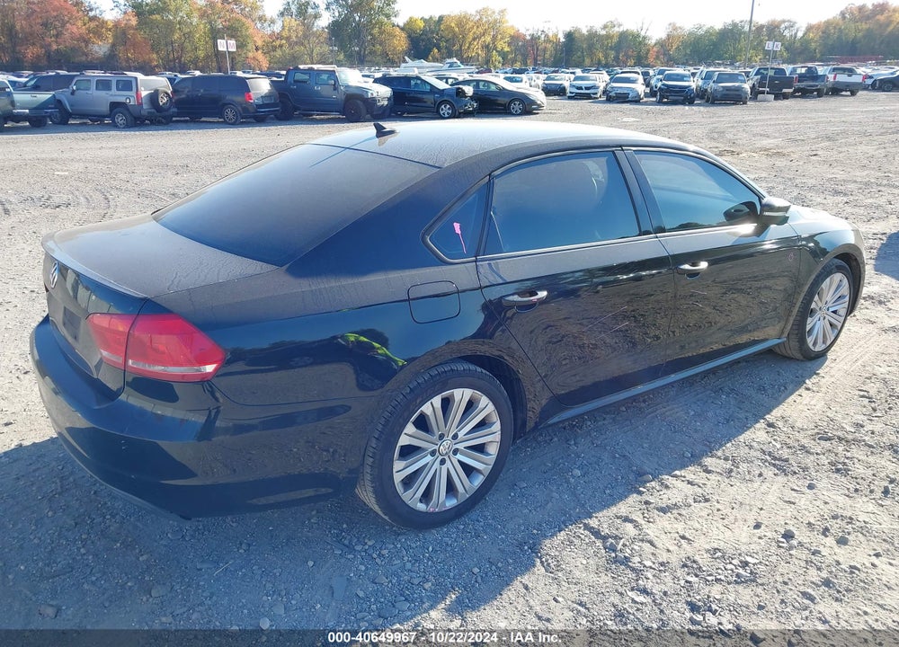 2014 VOLKSWAGEN PASSAT 2.5L S VIN: 1VWAP7A34EC024824
