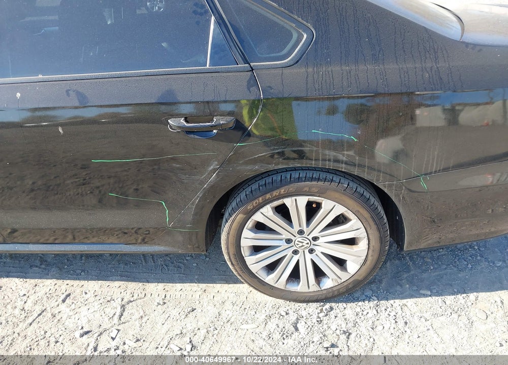 2014 VOLKSWAGEN PASSAT 2.5L S VIN: 1VWAP7A34EC024824