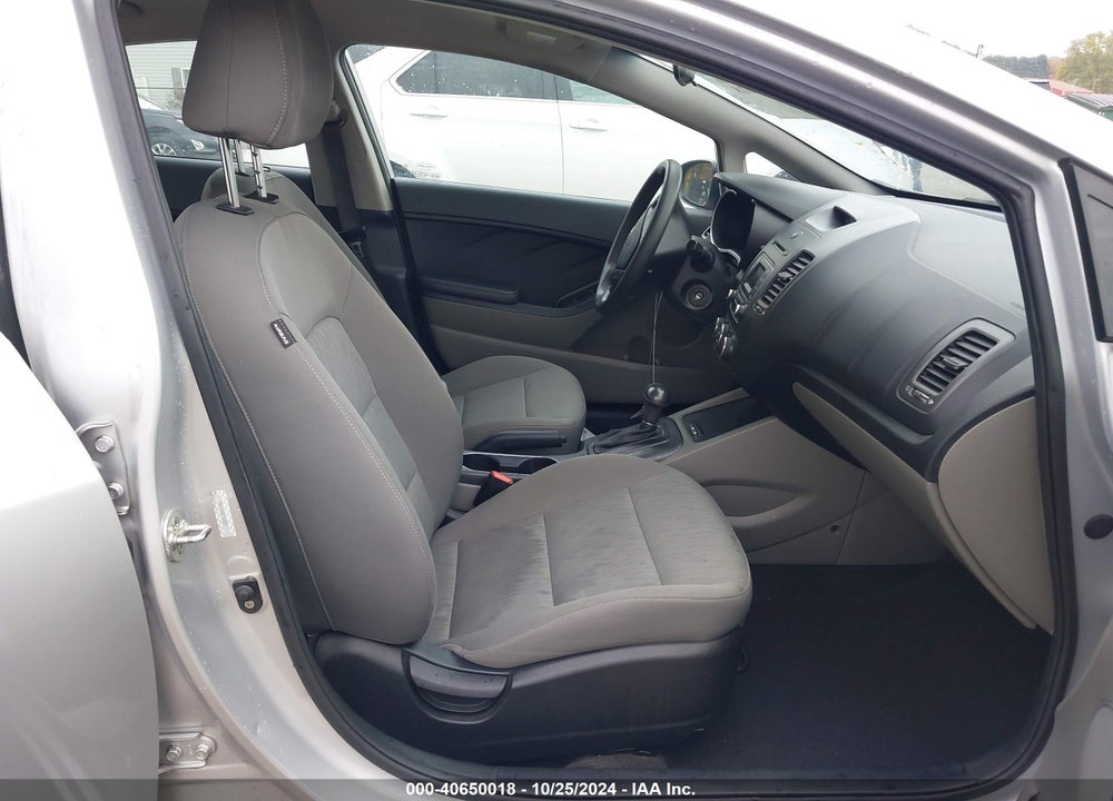2015 KIA FORTE LX VIN: KNAFK4A60F5343625